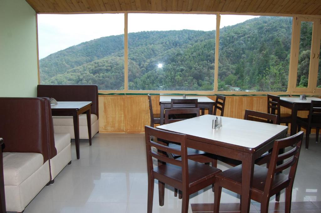 Natureraga Fernhill Resort Chail Exterior photo