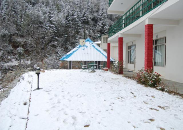 Natureraga Fernhill Resort Chail Exterior photo