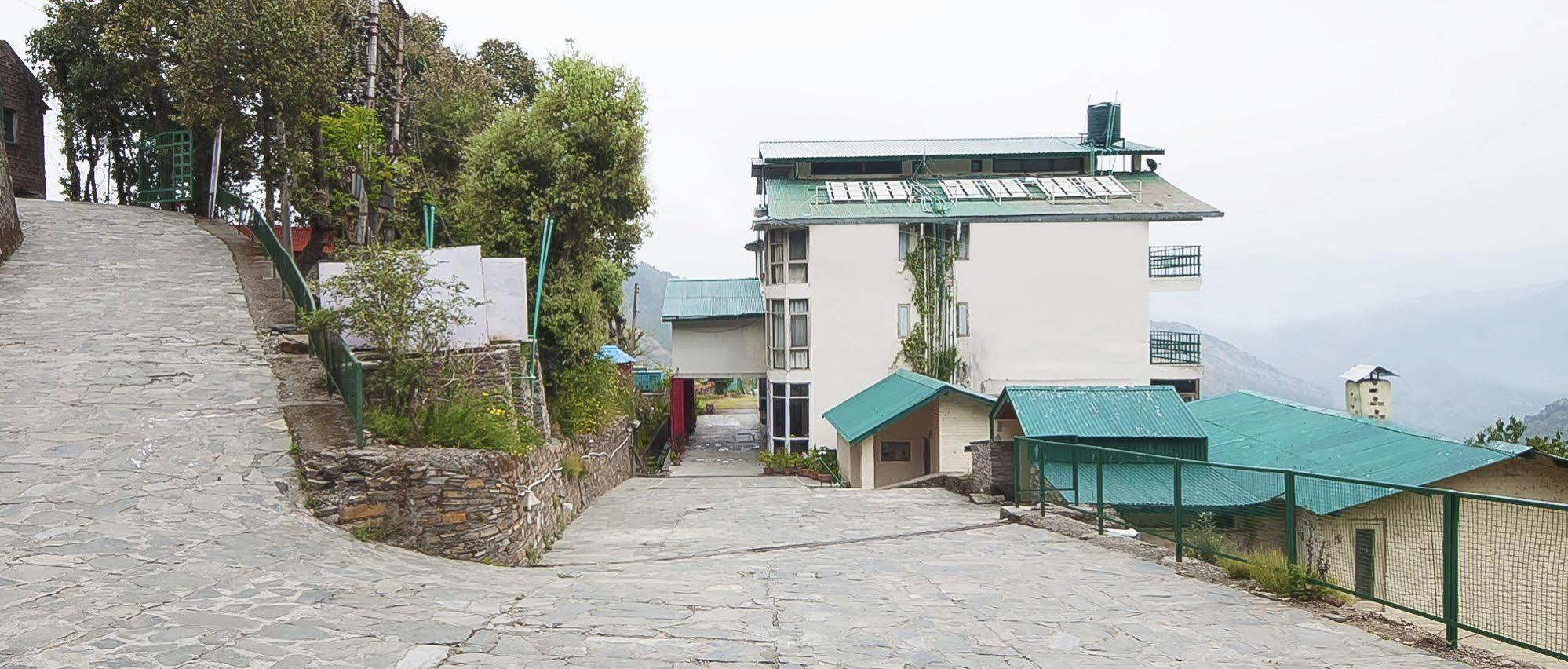 Natureraga Fernhill Resort Chail Exterior photo