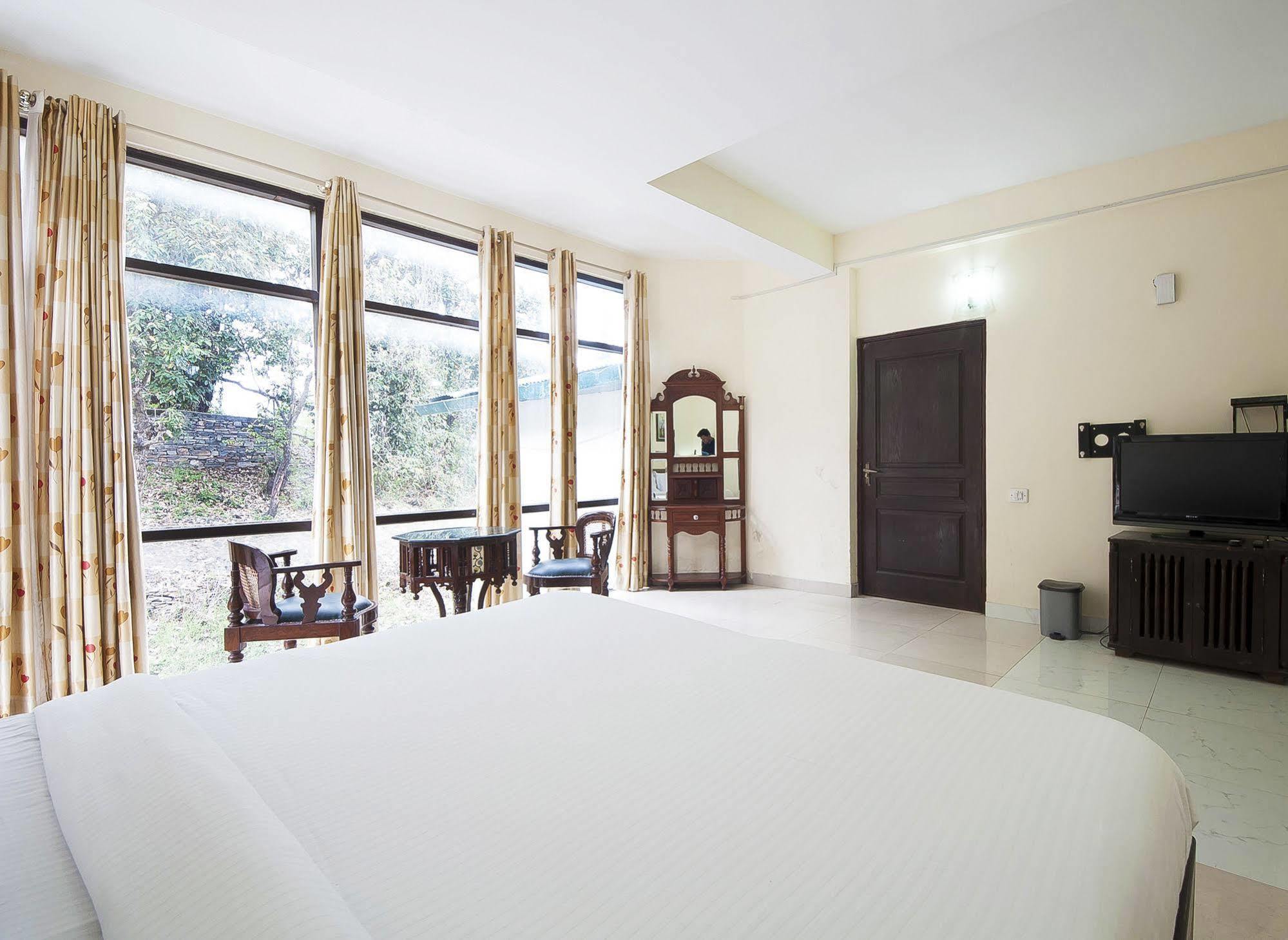 Natureraga Fernhill Resort Chail Exterior photo