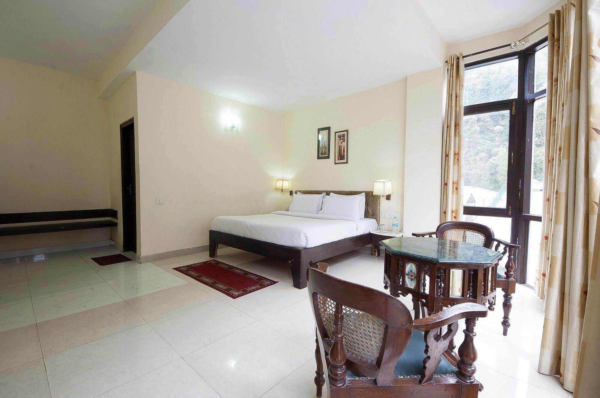 Natureraga Fernhill Resort Chail Exterior photo
